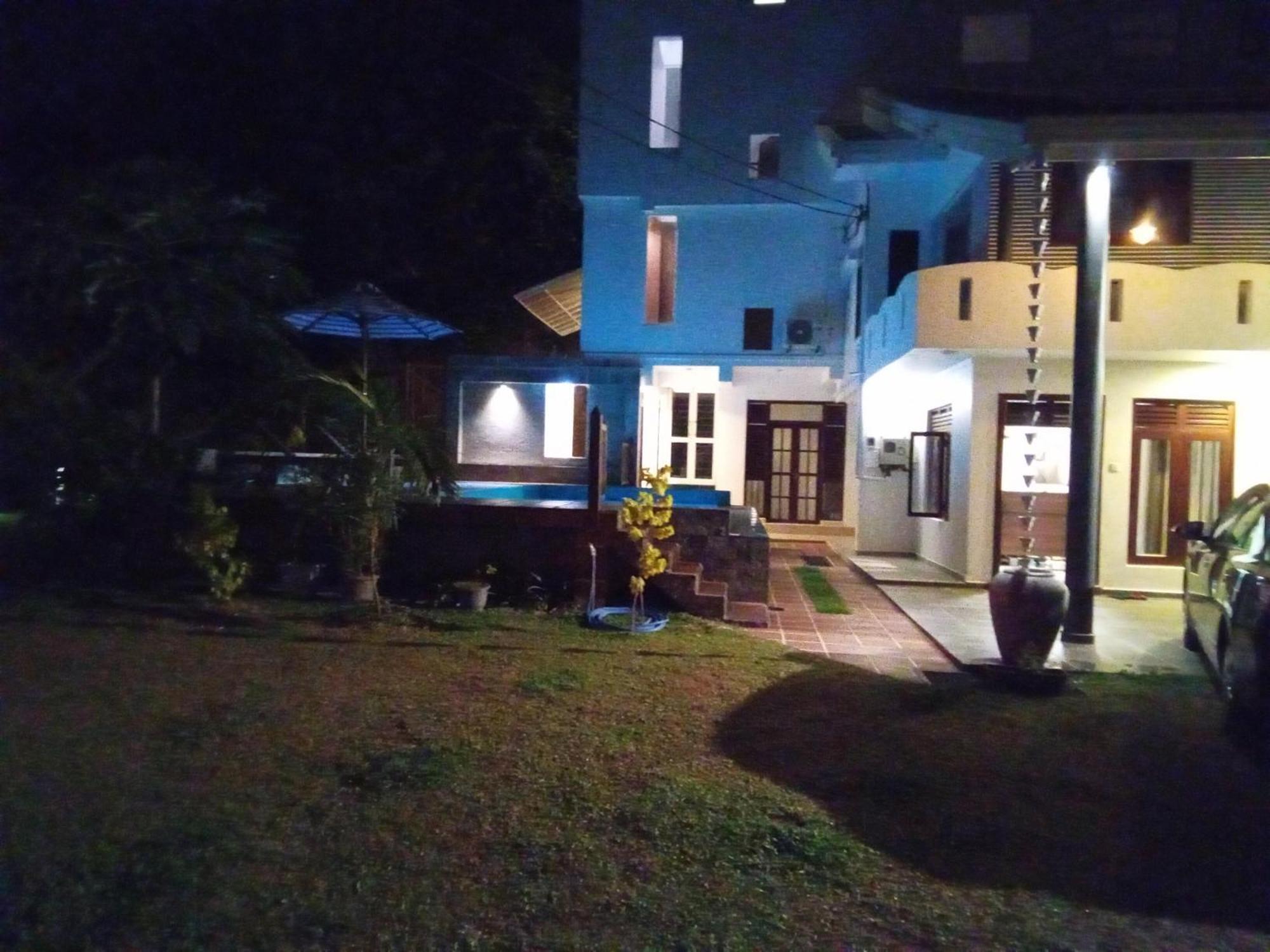Bed and breakfast The Moose Weligama Extérieur photo